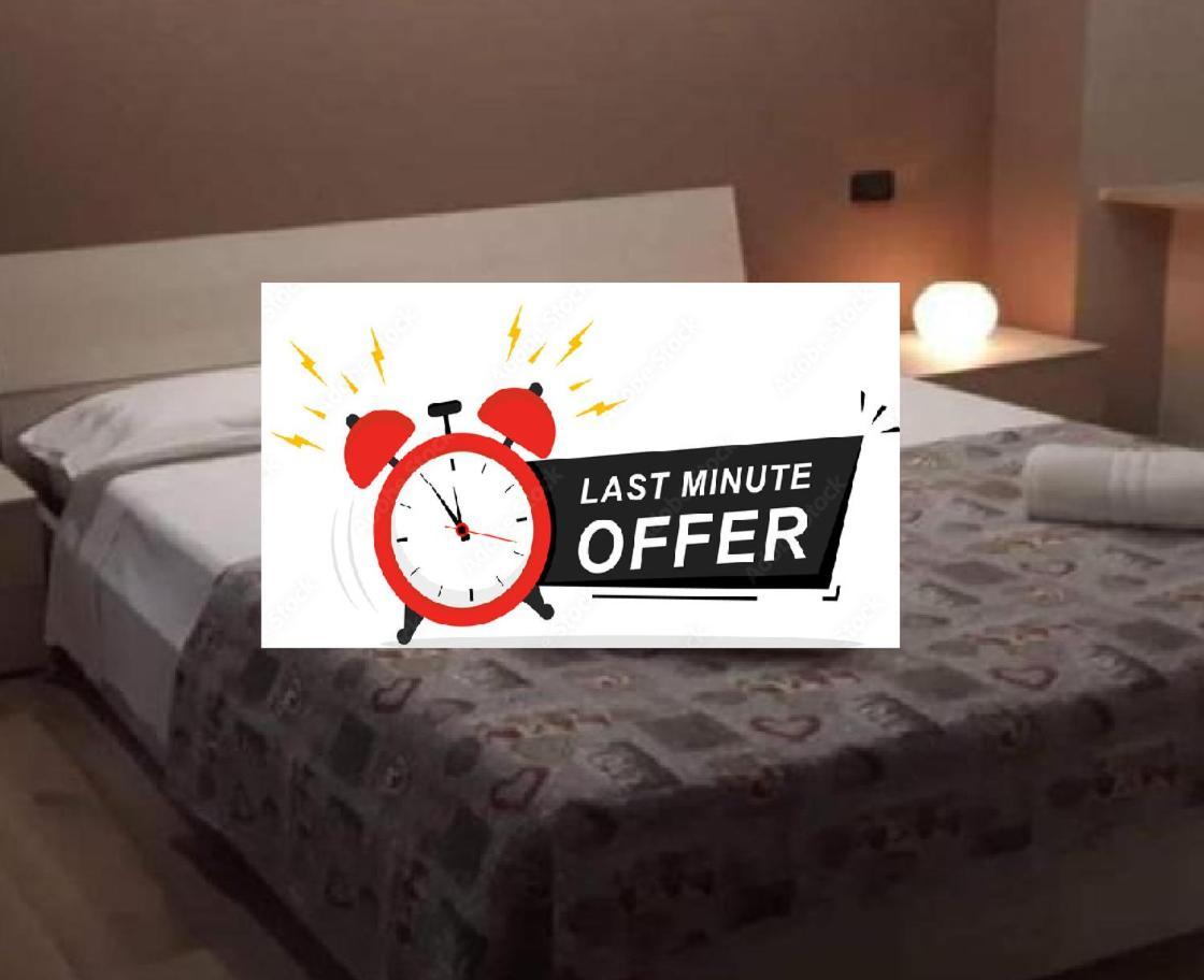 Apartamento Ded 2 Only Sleep Bagno Privato Parma Exterior foto